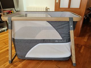 Cuna plegable Kindercraft y colchón bebe