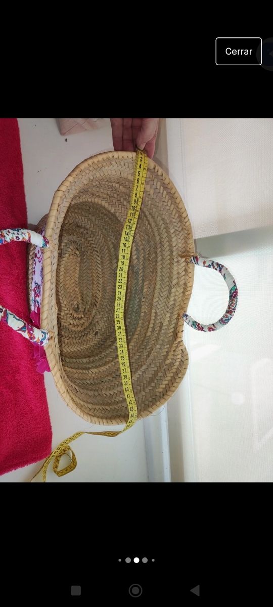 Cesta playa y toalla