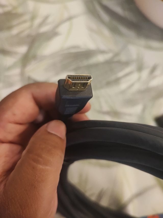 cable HDMI de 4 m aprox.