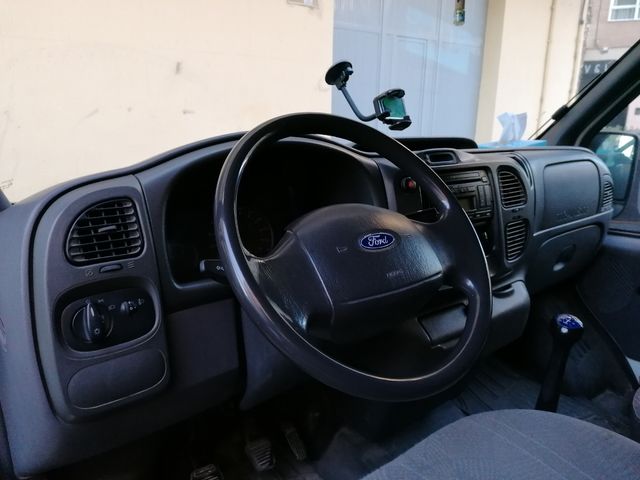 Ford Transit 2004