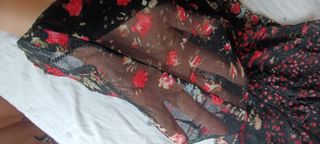 Camisa negra transparente de mujer