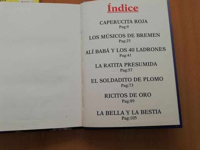 Lote 2 libros (7 cuentos)