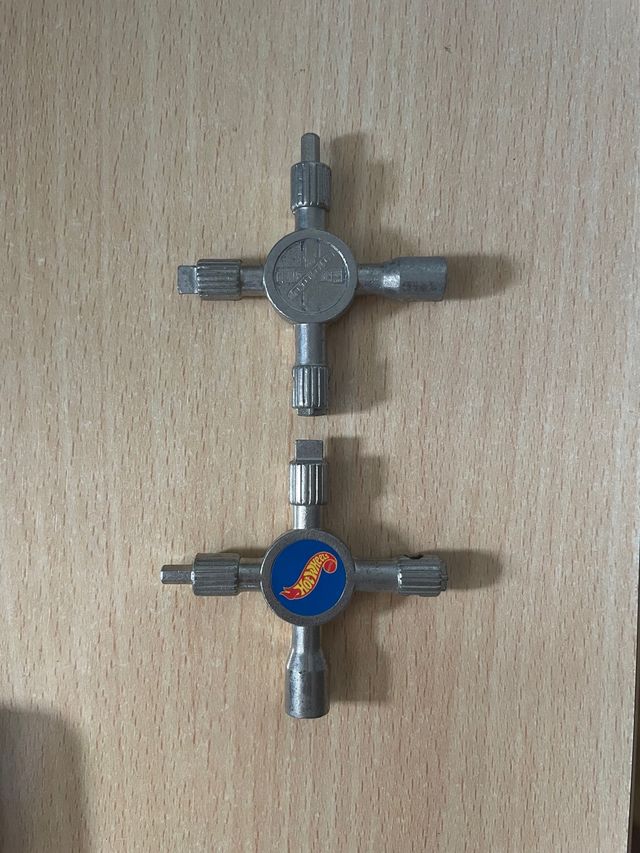 Hot Wheels - Key Exclusive Mattel