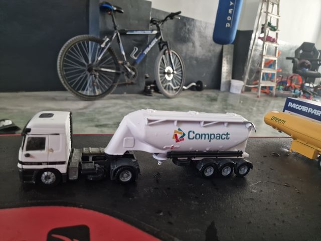 camión joal cisterna pija