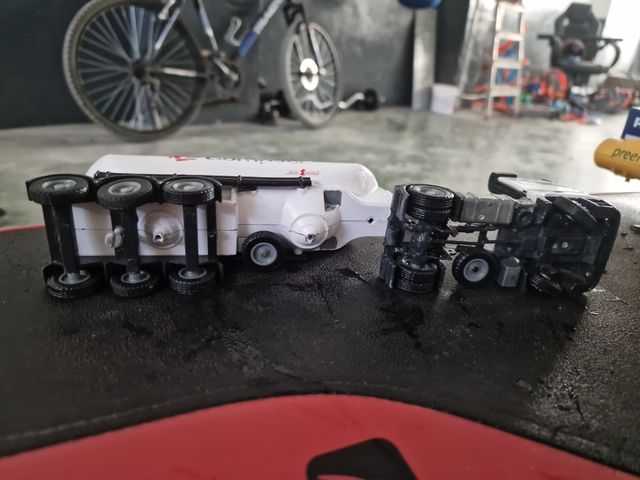 camión joal cisterna pija