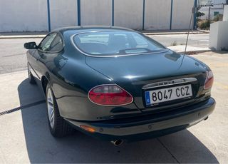 Jaguar XK8 2003