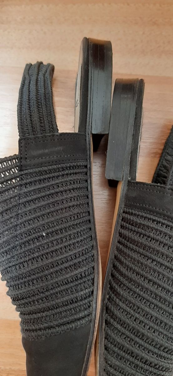 Zapatos negros planos