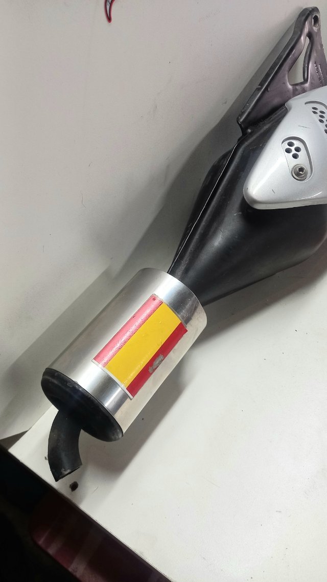ESCAPE APRILIA SR 50