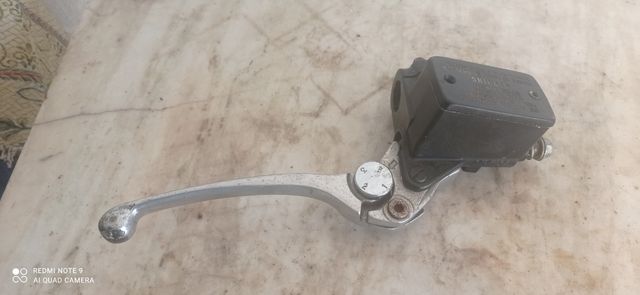 Bombín delantero Suzuki gsx 750f