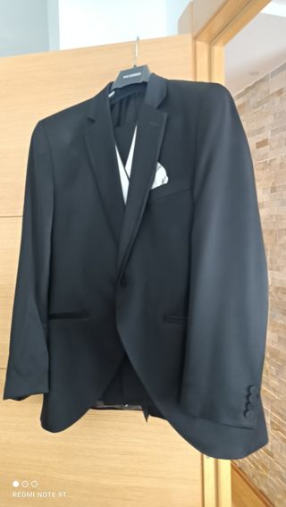 Traje de novio negro talla 48