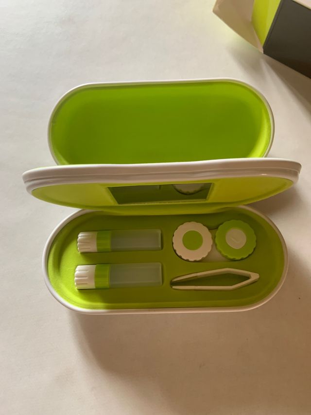 ✅ Gafas & Lentillas - Estuche