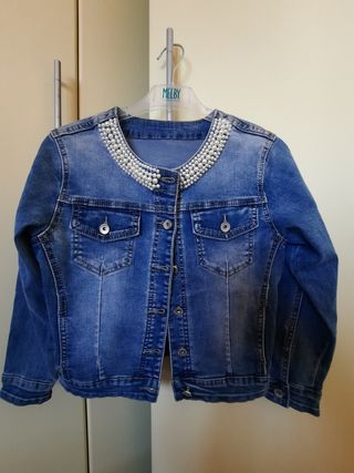 Giubbotto in jeans con perle