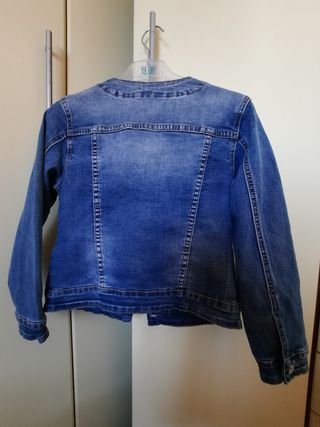 Giubbotto in jeans con perle