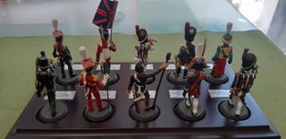 soldado/ figuras de plomo napoleónicos siglo XIX