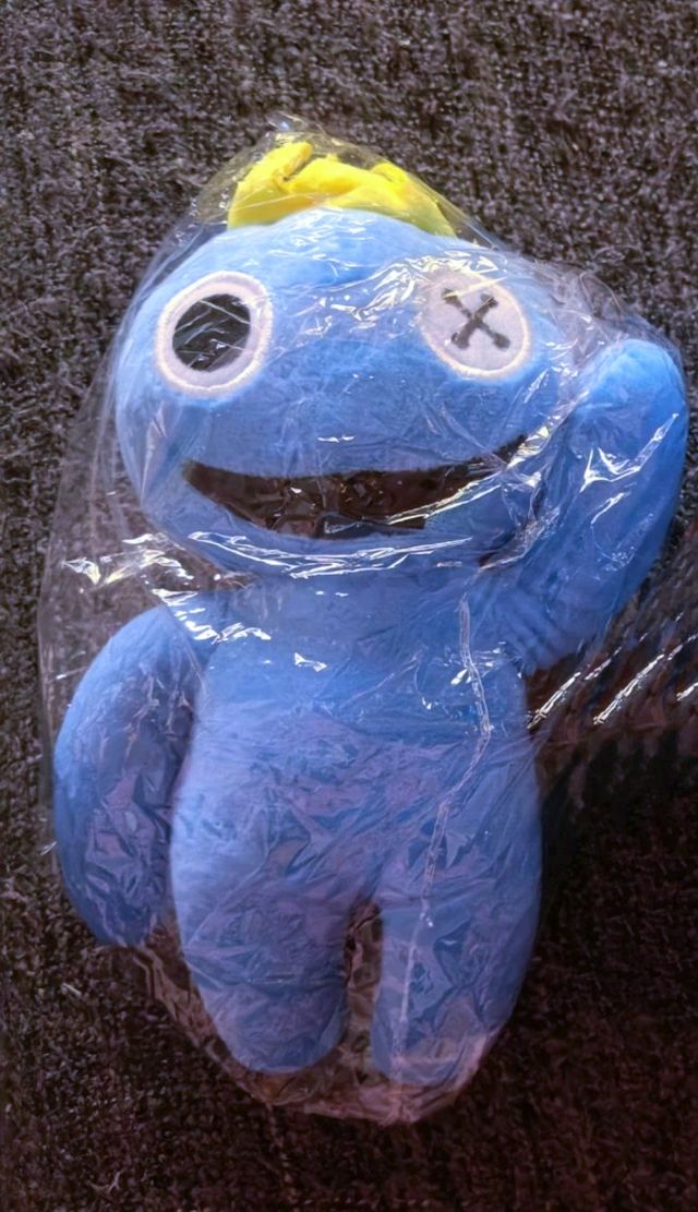 BLUE Rainbow Friends NUEVO.