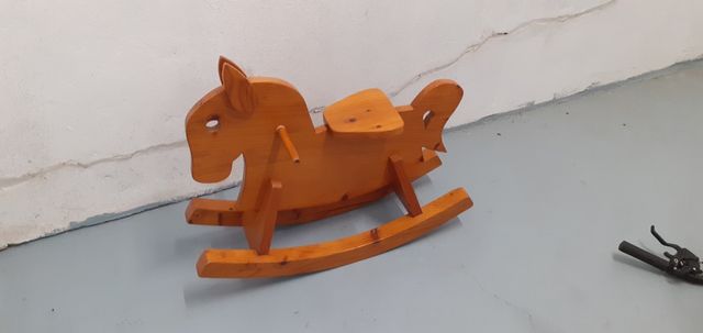 balancín clásico antiguo