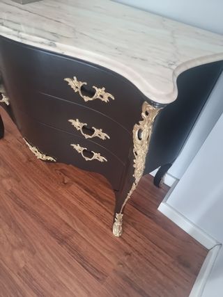 Cómoda madera y mármol