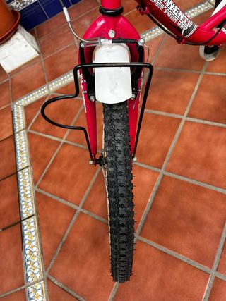 Bicicleta de paseo rosa