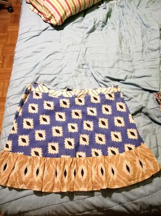 Falda corta Zara