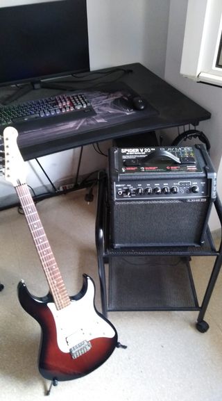 Guitarra y Amplificador 
