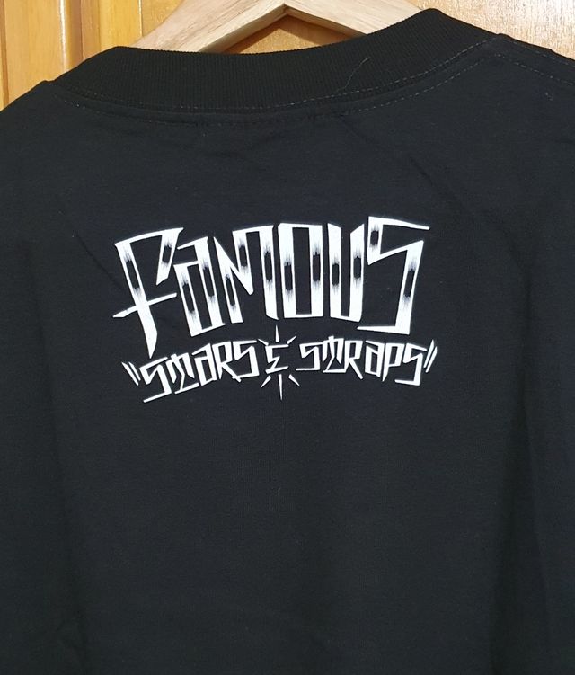 FAMOUS STARS ORIGINAL A ESTRENAR TALLA XL DE U.S.A