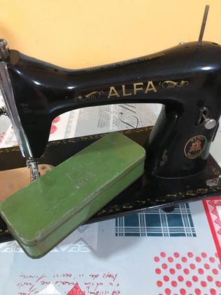 Maquina coser años 50