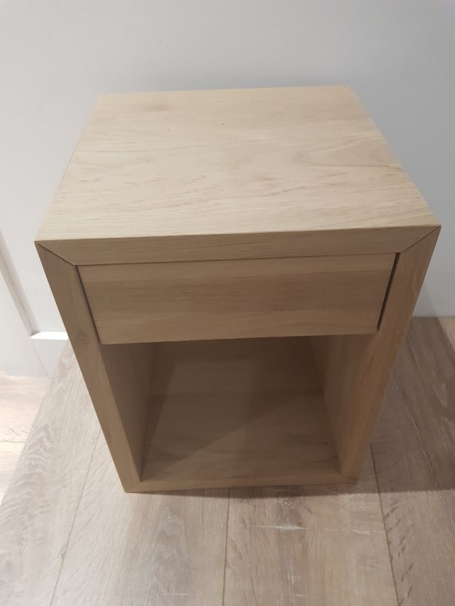 Mesita noche Roble macizo