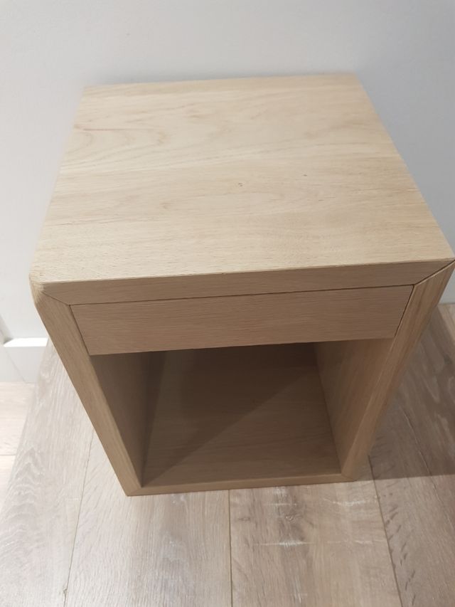 Mesita noche Roble macizo