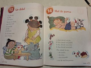 La lluna en un cove. Libro de cuentos. Lectura.