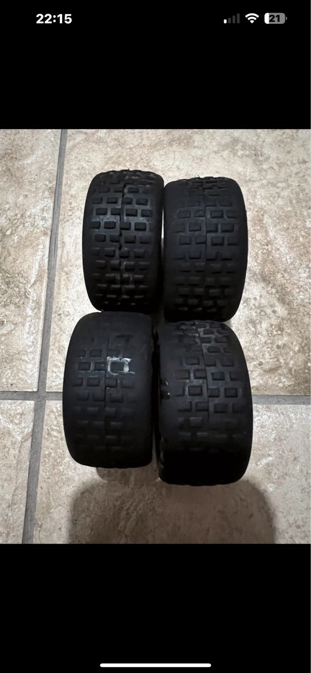 4 ruote per rc 1:18/1:16