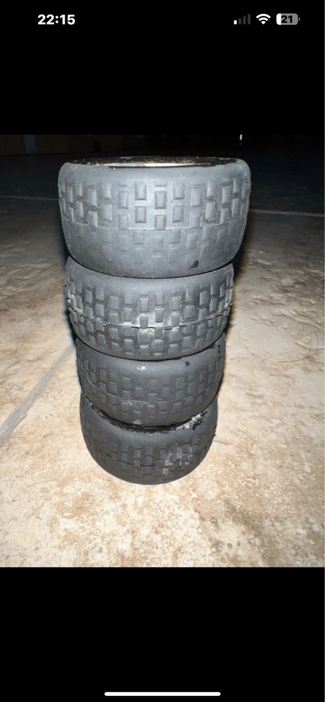 4 ruote per rc 1:18/1:16