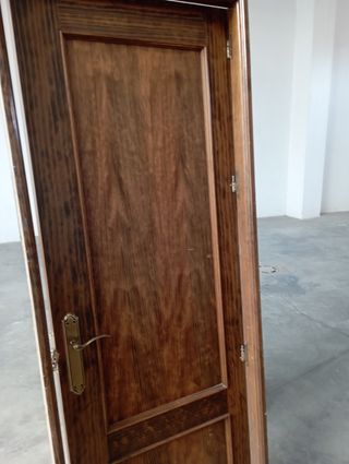 Puertas madera 79 a derechas