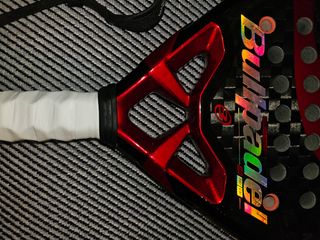 Pala Bullpadel MM1 PRO con Hesacore y Shockouts