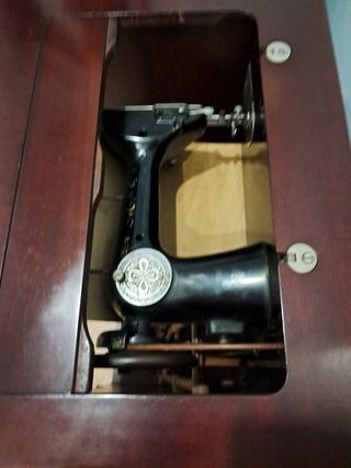Maquina coser antigua singer con mueble