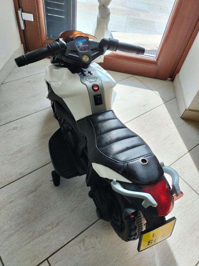  moto elettrica per bambini 
