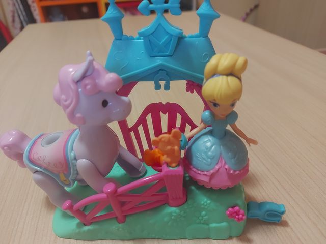 Stalla per i pony di Cenerentola