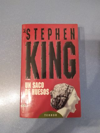 Libro "Un saco de huesos" de Stephen King