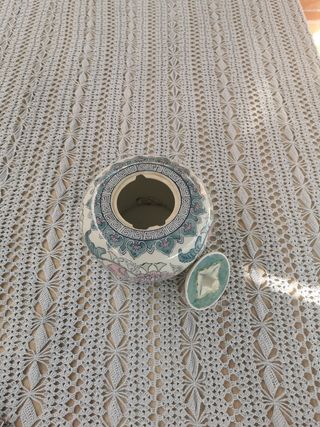 Jarrón con tapa chino