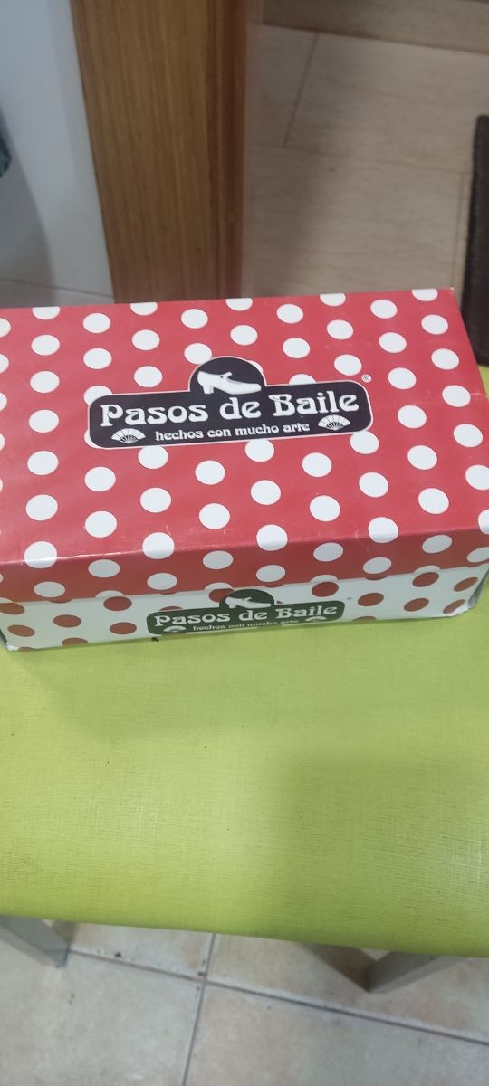 zapatos baile,sevillana,flamenco,regional talla 30