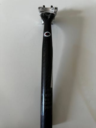Tija Sillin Oval R910 Carbom