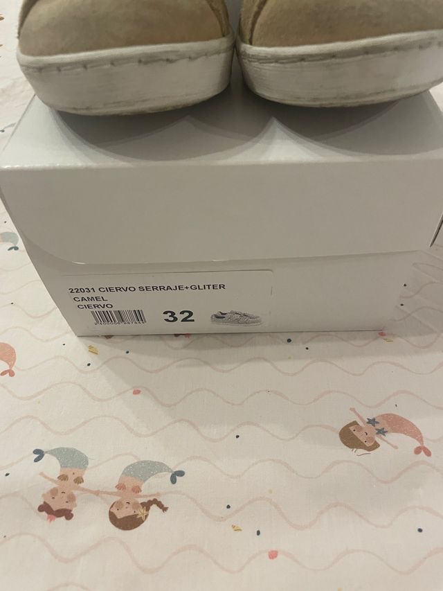 Deportiva glitter Mi Canesu 32