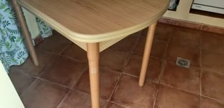 MESA DE COCINA EXTENSIBLE  110X68