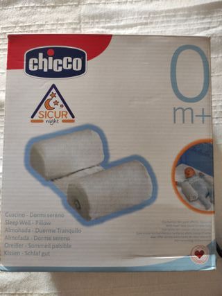 Conjunto bebés. Mochila, parasol, arnés y almohada