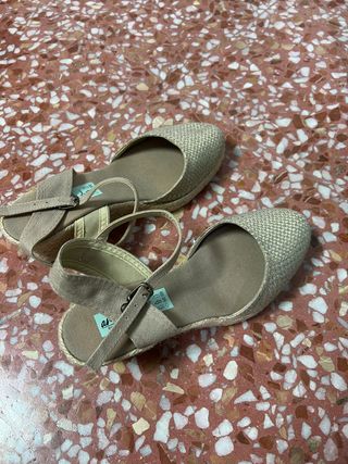 zapatos cuña dorado comodas talla 40
