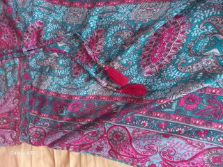 Vestido largo de seda estampado flores