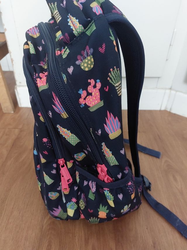 Mochila escolar COOLPACK EN PERFECTO ESTADO