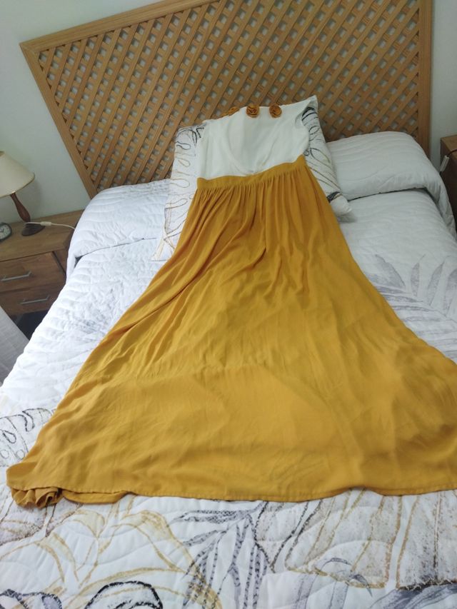 Vestido de fiesta , talla 42con forro 