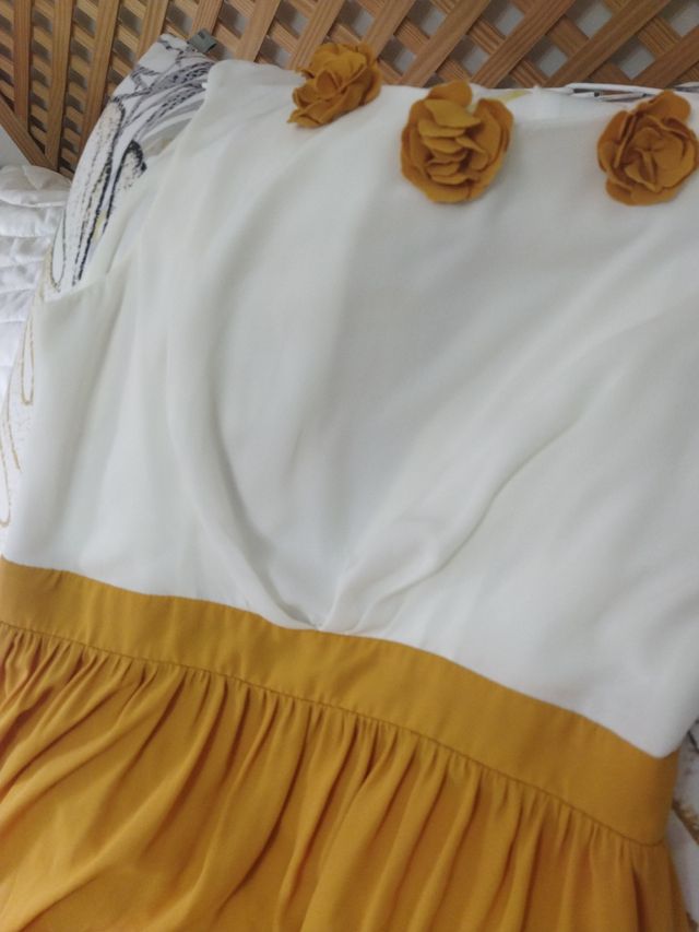 Vestido de fiesta , talla 42con forro 