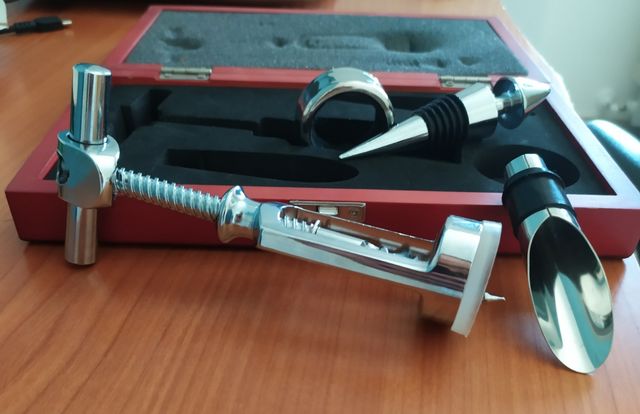 Kit accessori per vino