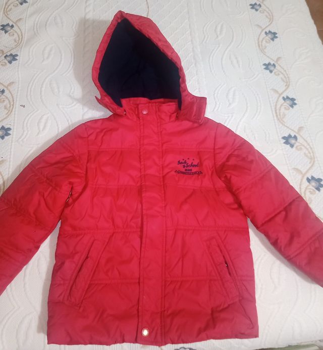 Chaqueta plumas seminueva